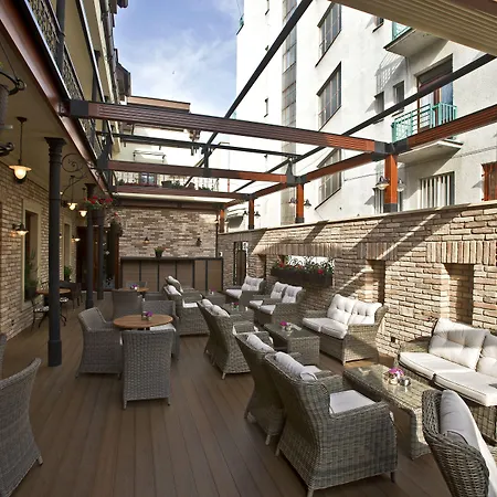 Zuckmann Apartman Pöstyén